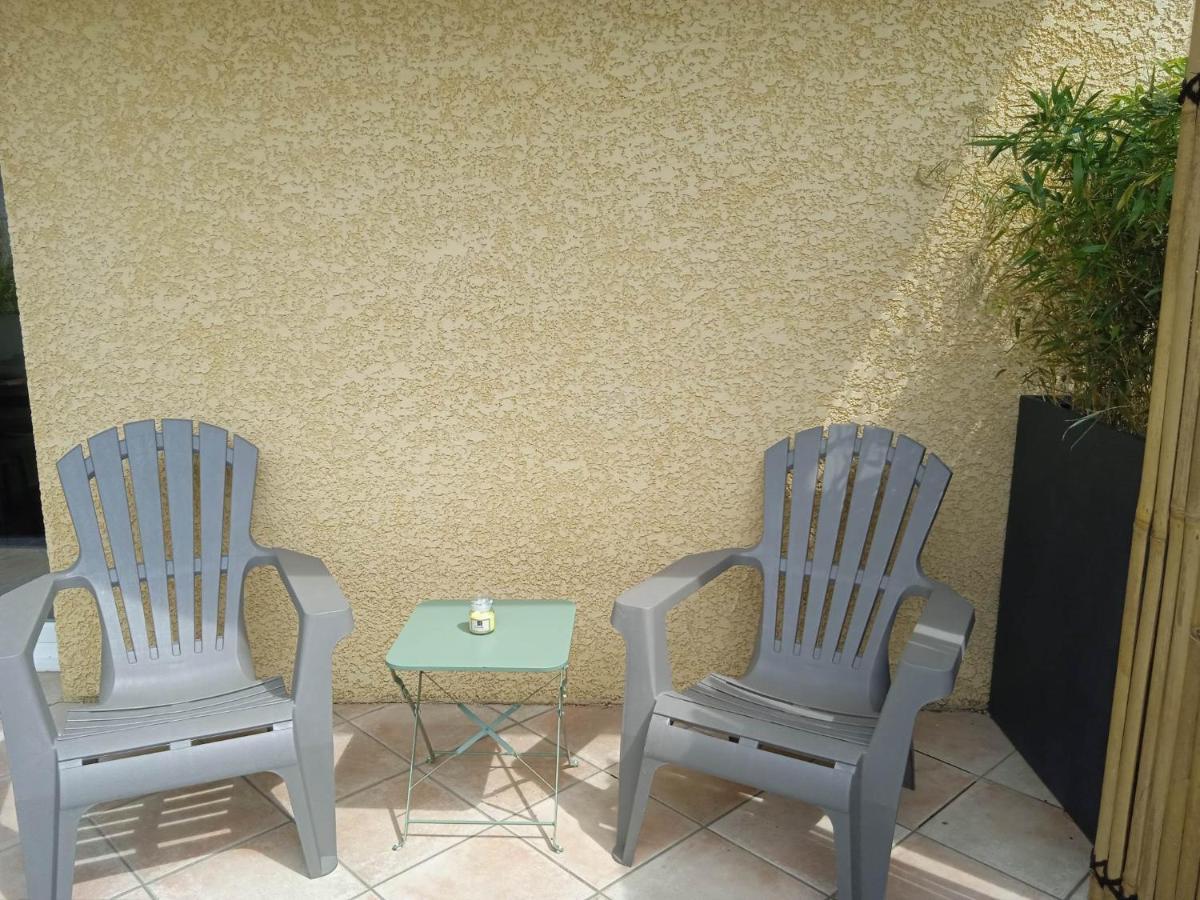 Au Soleil Couchant Villemoustaussou Eksteriør bilde